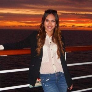 Meet your Posher, Salene